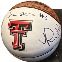 Load image into Gallery viewer, Darrion Williams, Chance McMillian & Pop Isaacs signed basketballs