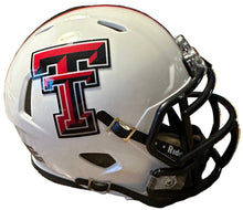 Load image into Gallery viewer, Romello Height and Skyler Gill-Howard Autograph Signing
